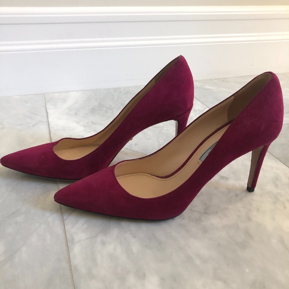 PRADA SUEDE POINTY-TOE PUMP